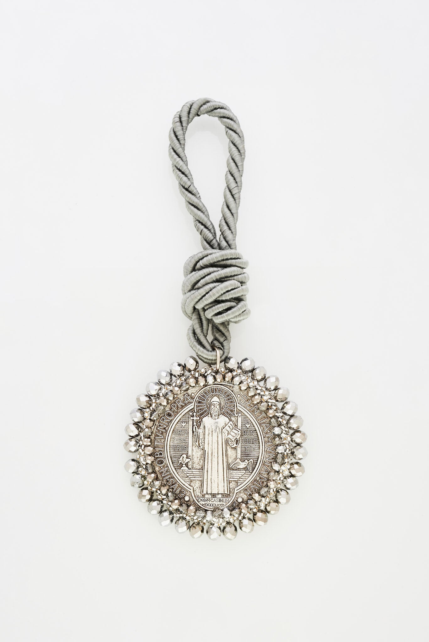 
Medium medallion
